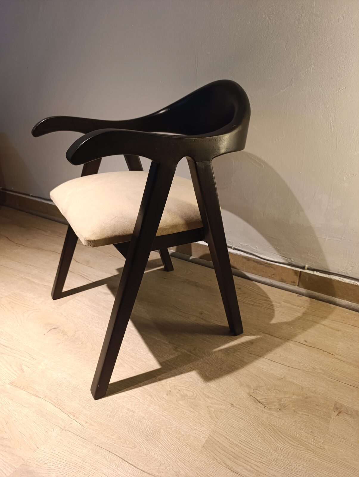 Sanaa Dining Chair