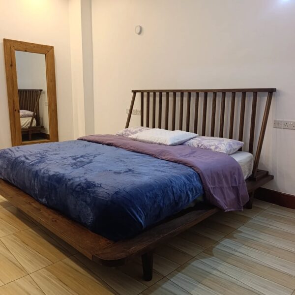 Nina Spindle Platform Bed